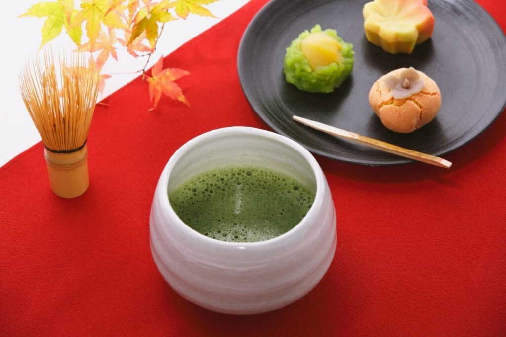 Matcha and traditional Japanese sweets enjoyed quietly during cherry blossom season